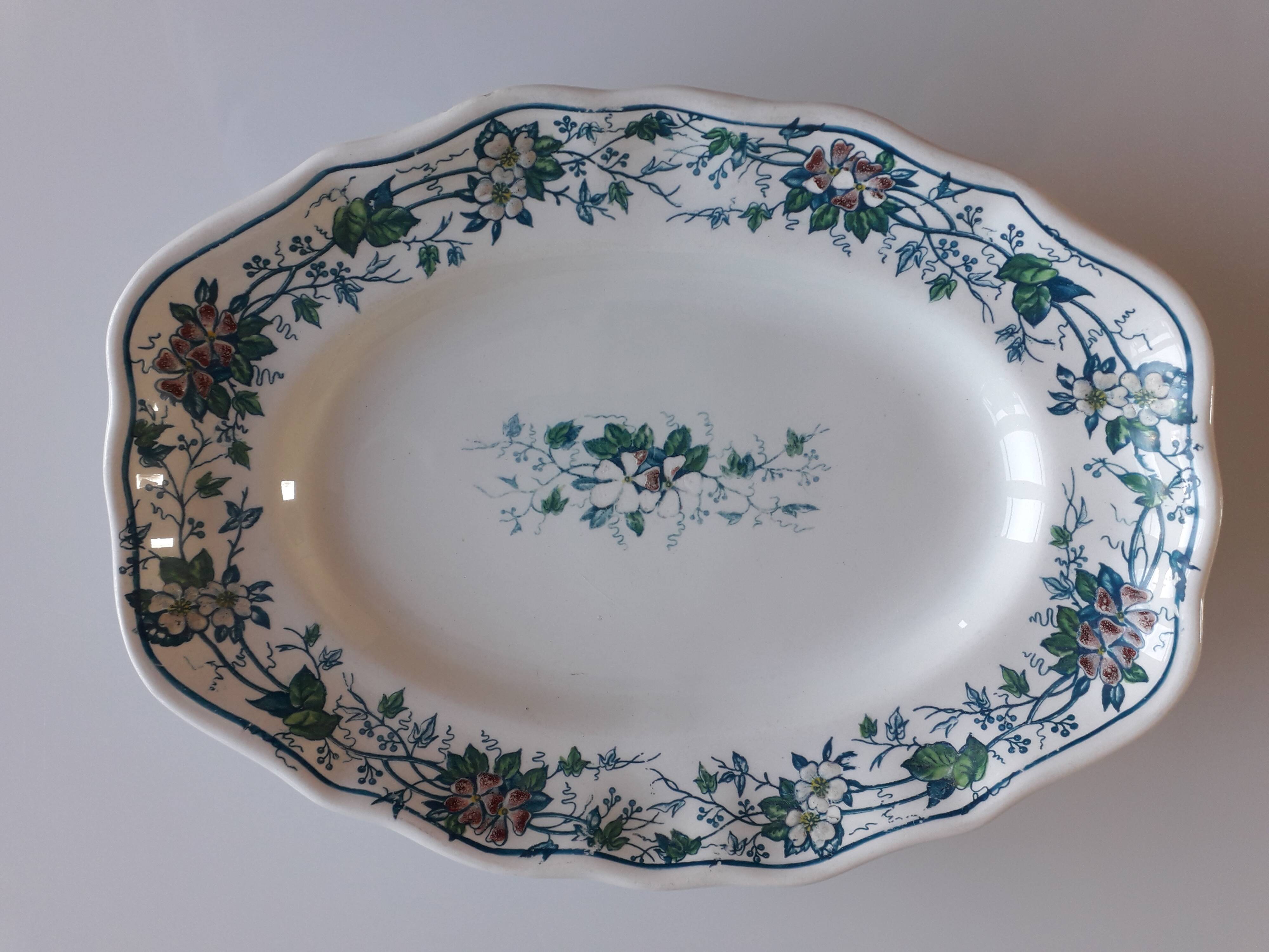 Lunéville earthenware dish - Signed Keller & Guérin - 19th century
