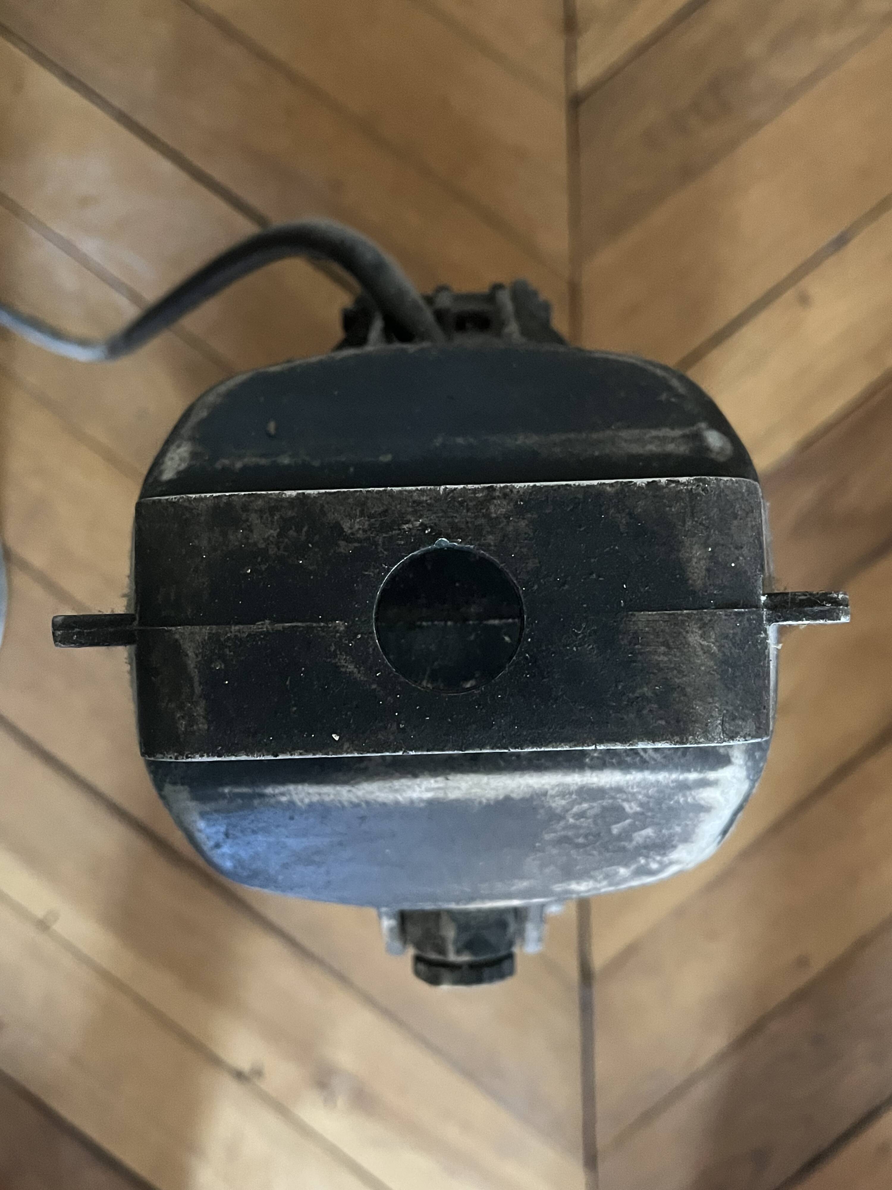 Lot de 3 suspensions industrielles Philips - Cône