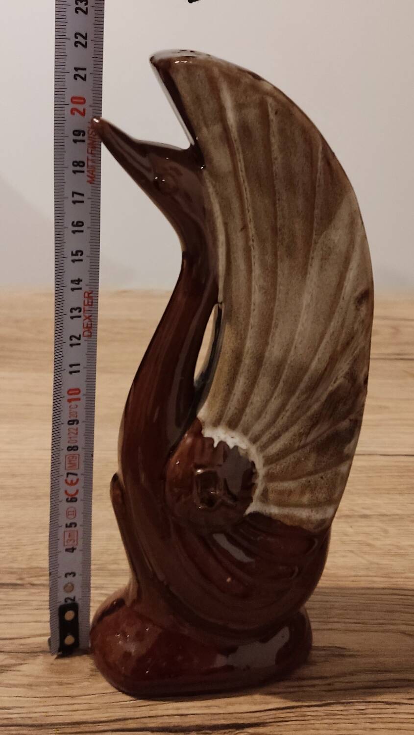 Ceramic soliflore vase with swan decor