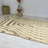 Handmade wool Berber rug 270 X 170 CM