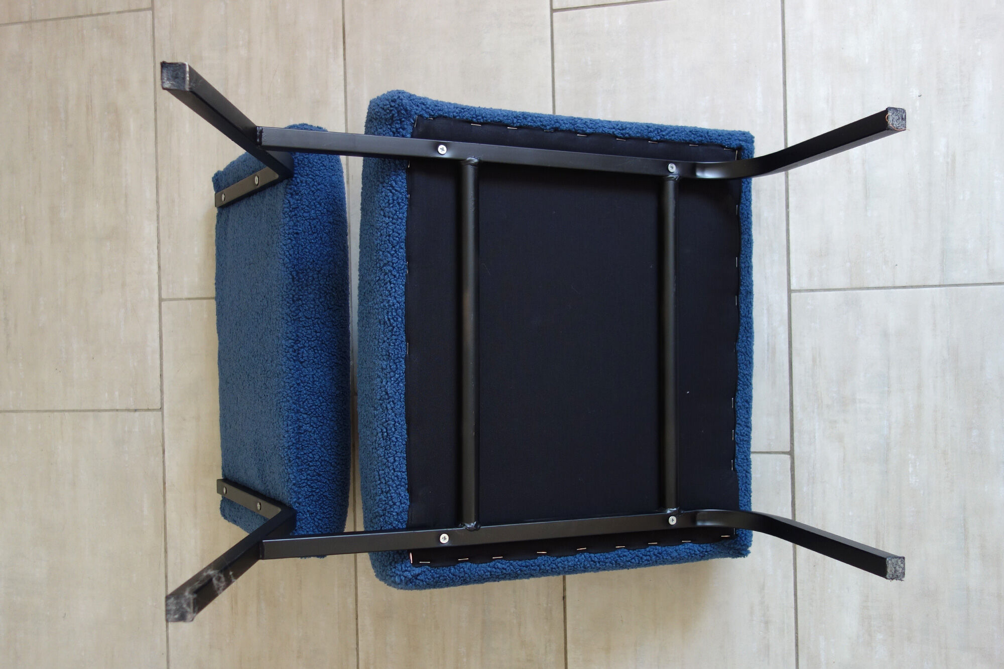 Pair of minimalist reupholstered seats from the 60s/70s