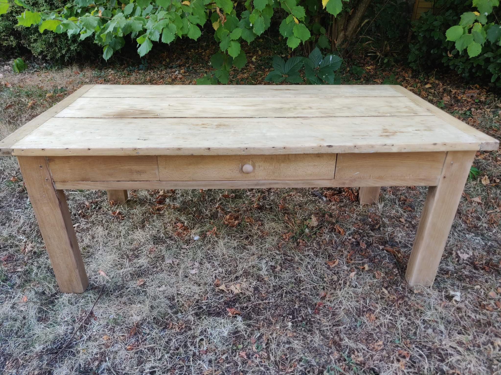 Old country coffee table