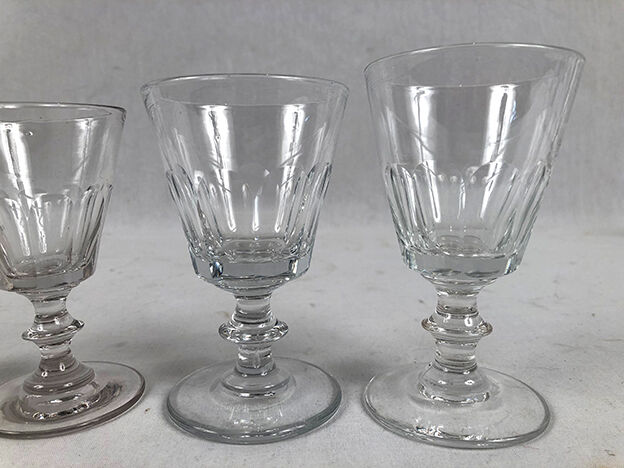 Series of twenty-five crystal stemmed glasses