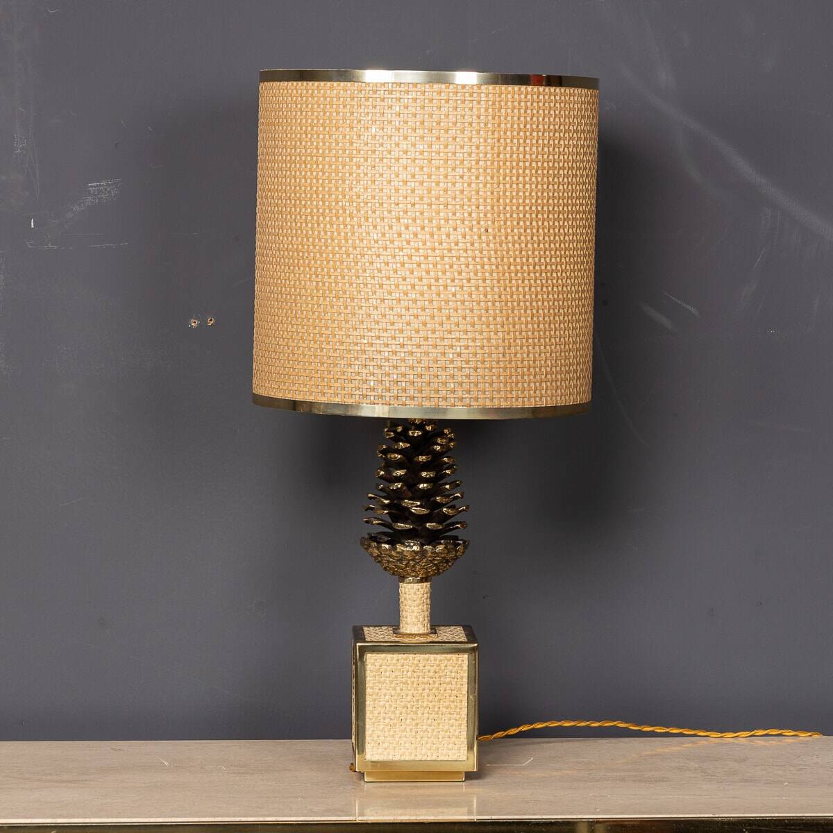 A vintage 20thc italian bergere lamp with pine cone detailing c.1970