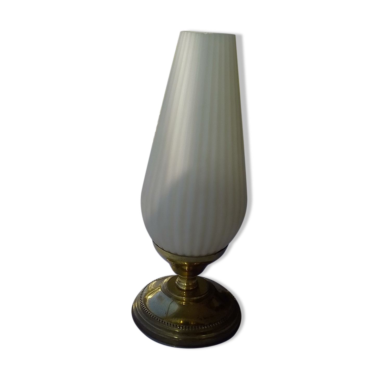 Desk lamp brass plastic lampshade