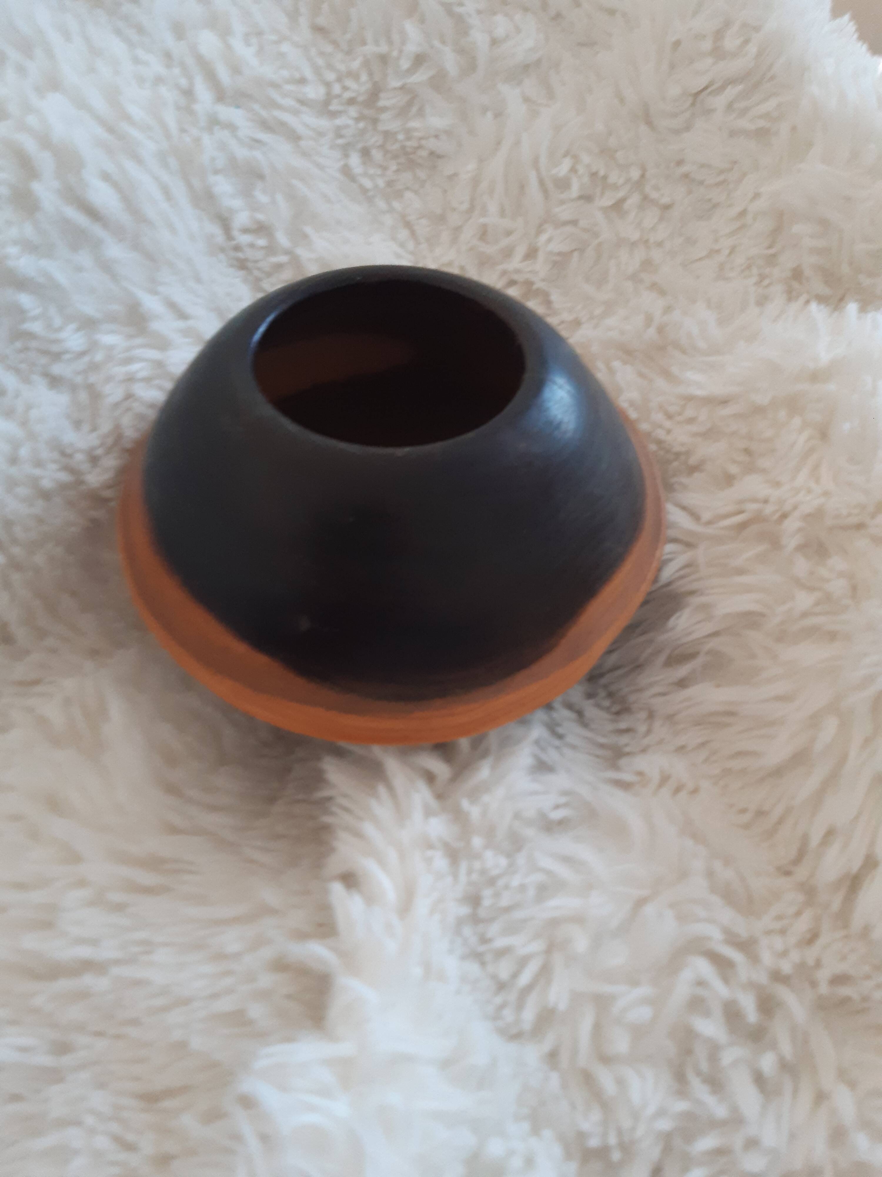 Pot ou vase ts-clés pour l'annonce : "Bois tourné contemporain", "Sculpture