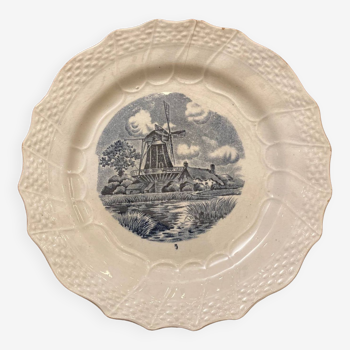 Rare old plate with Delft blue decor