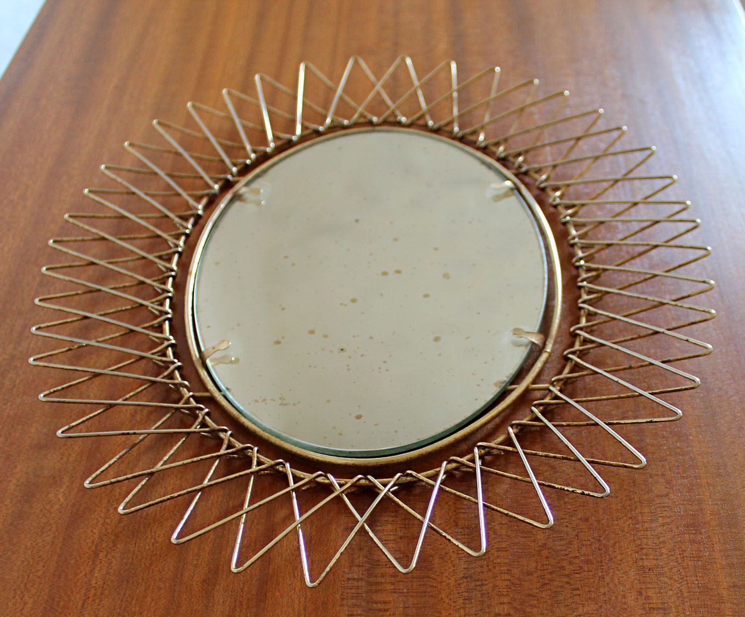 Transformable golden mirror  27x34cm