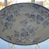 Gran attends of presentation earthenware of Grigny