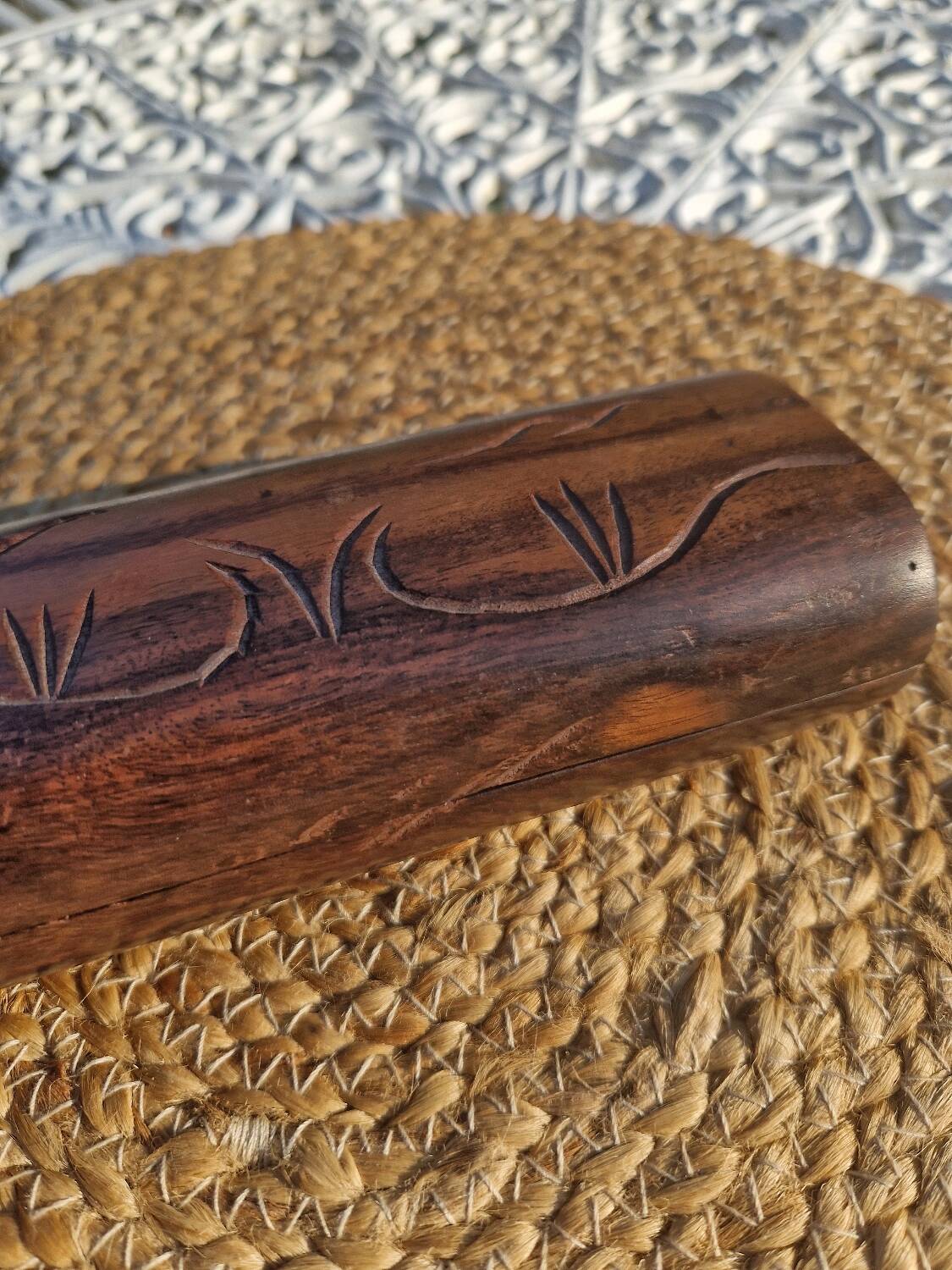 Jeu Awalé africain vintage en bois avec ses 48 graines