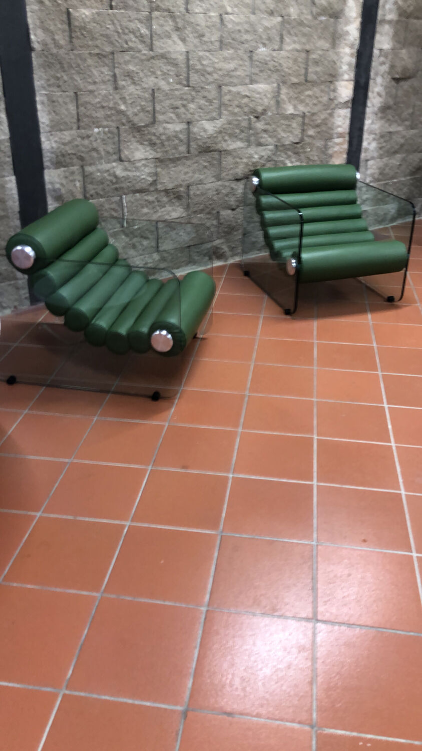 Chaise Hyaline de Fabio Lenci