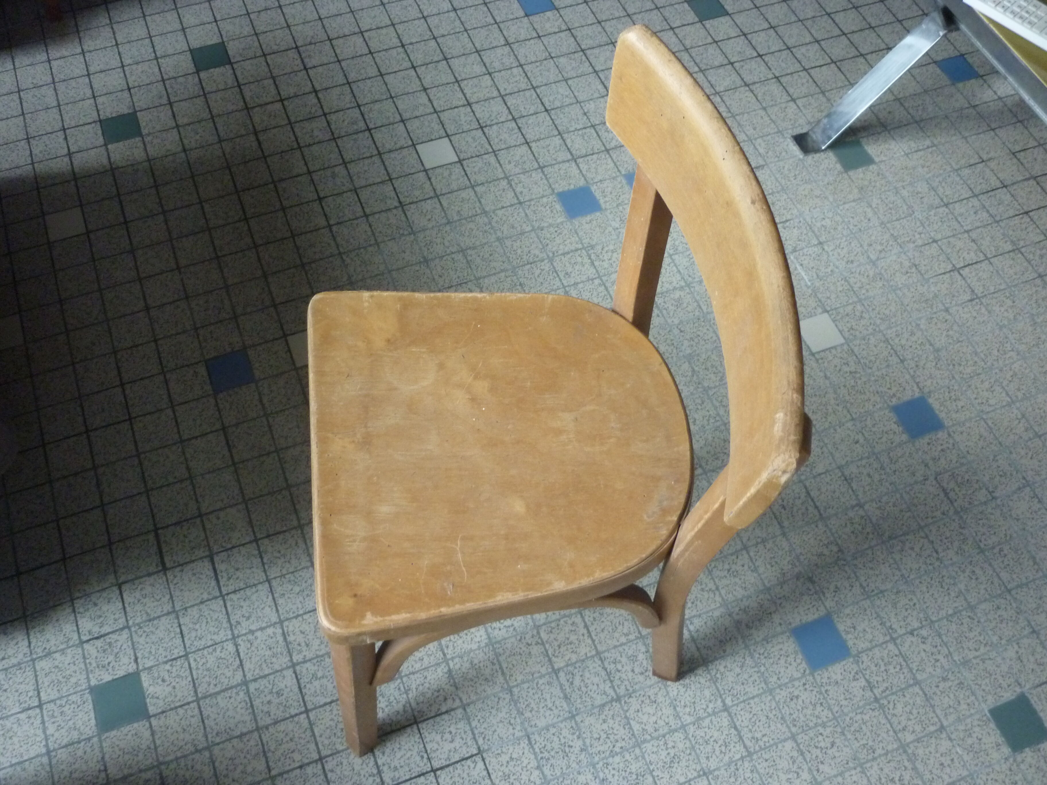 Child schoolboy chair in baumann wood
