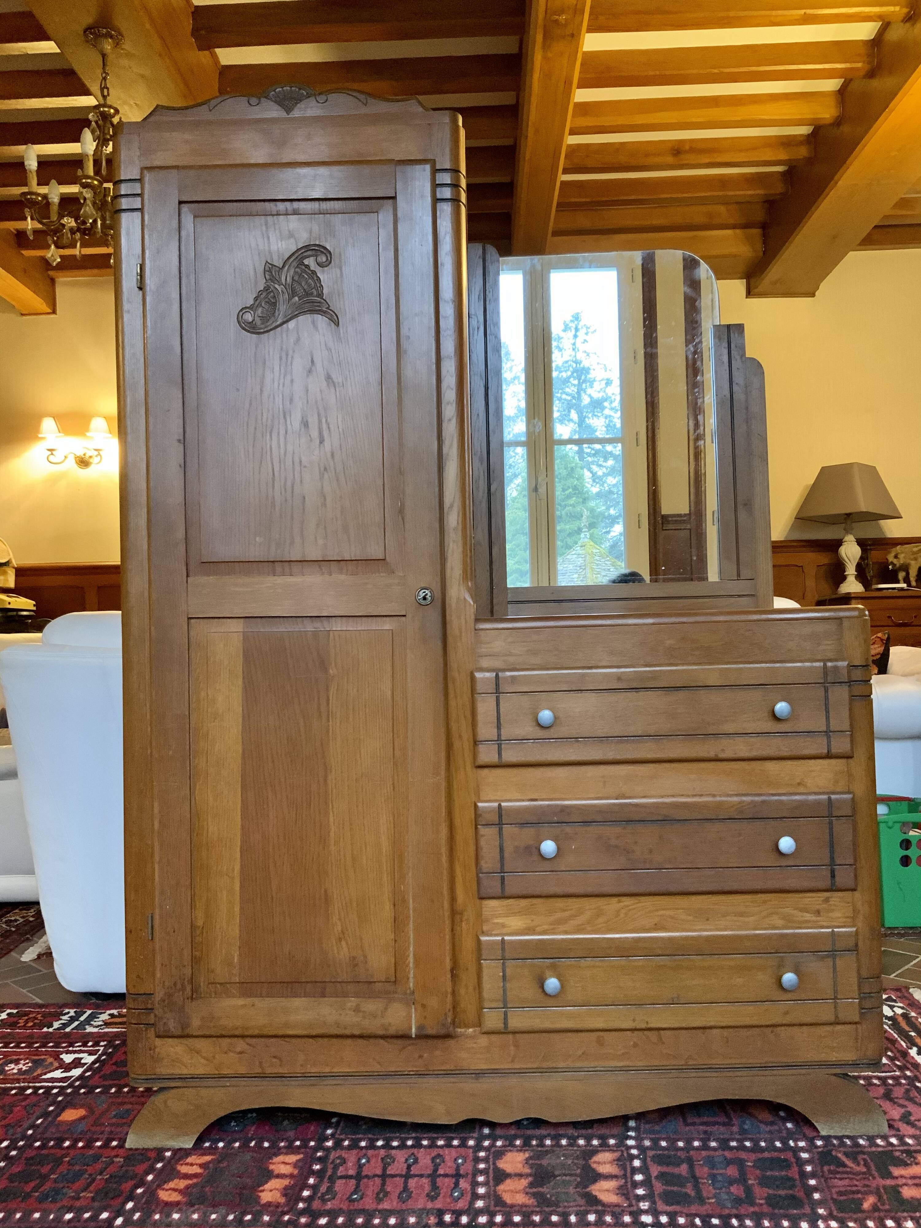 Asymmetrical dresser cabinet
