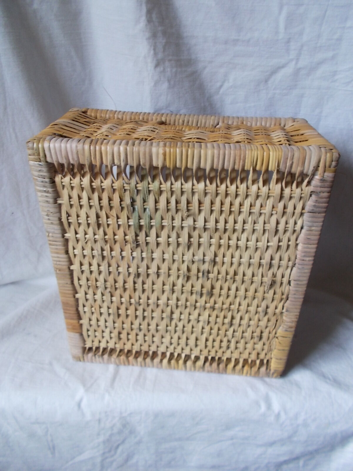 Wicker basket