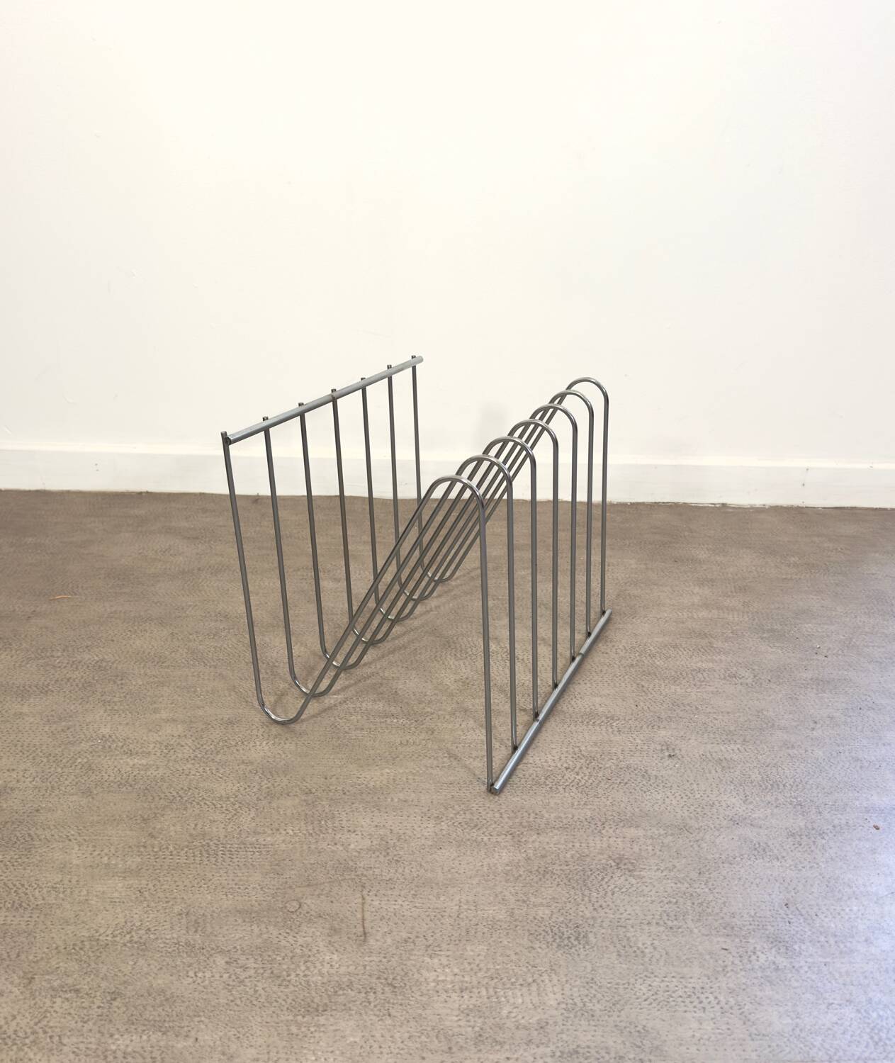 Magazine / vinyl rack