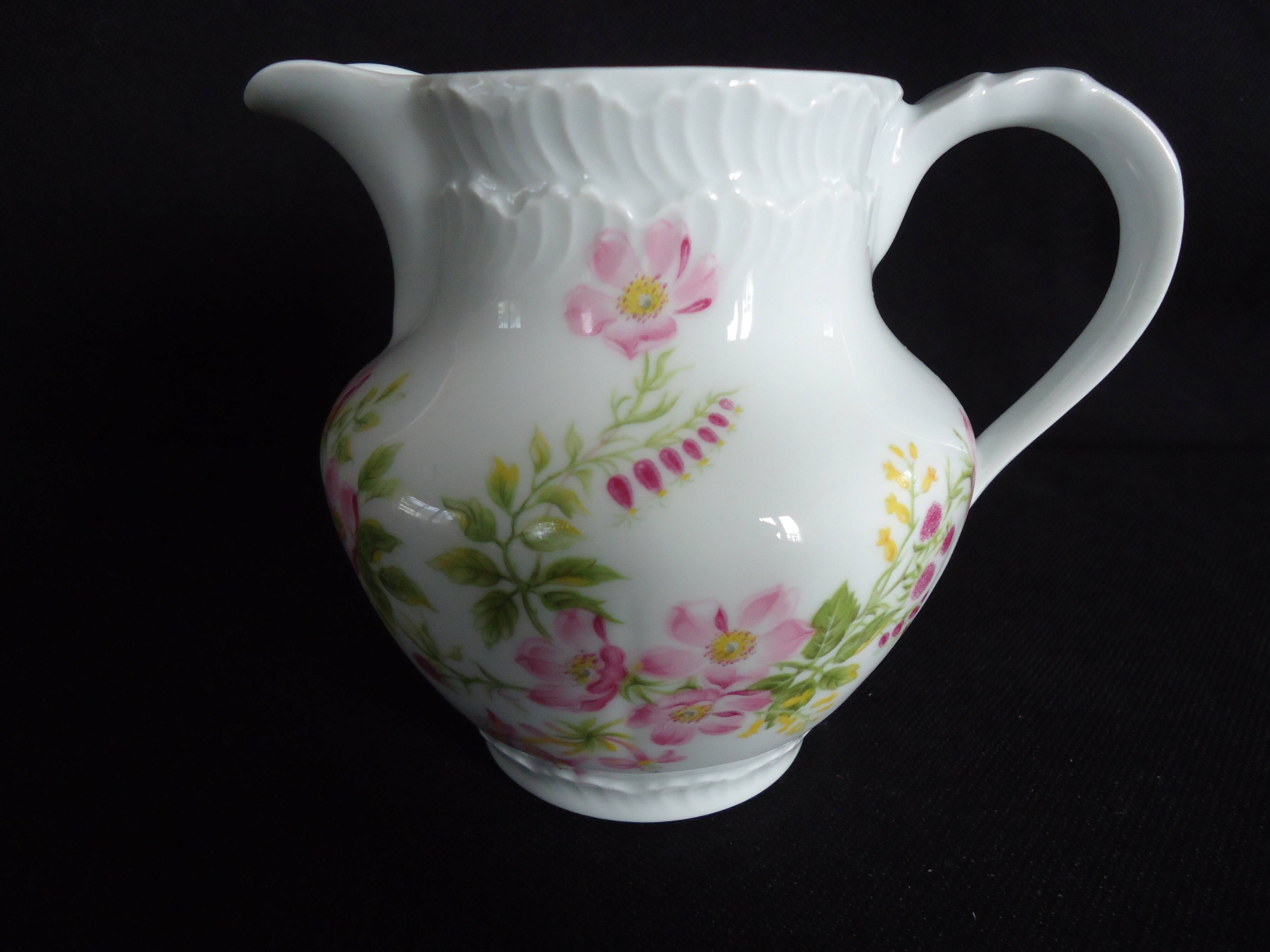 Limoges porcelain milk jug, Goumot Labesse