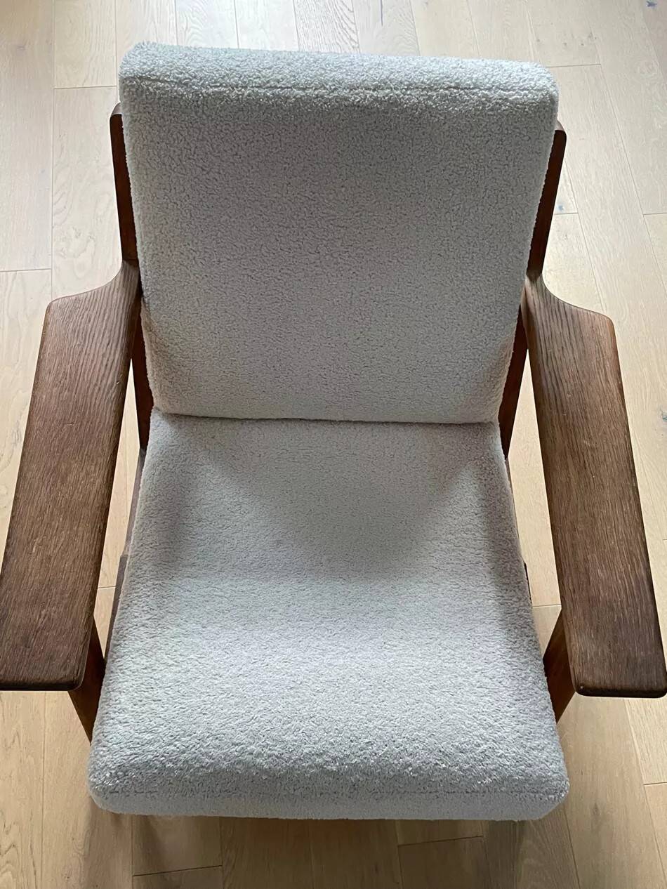 GE290 armchair by Hans Wegner