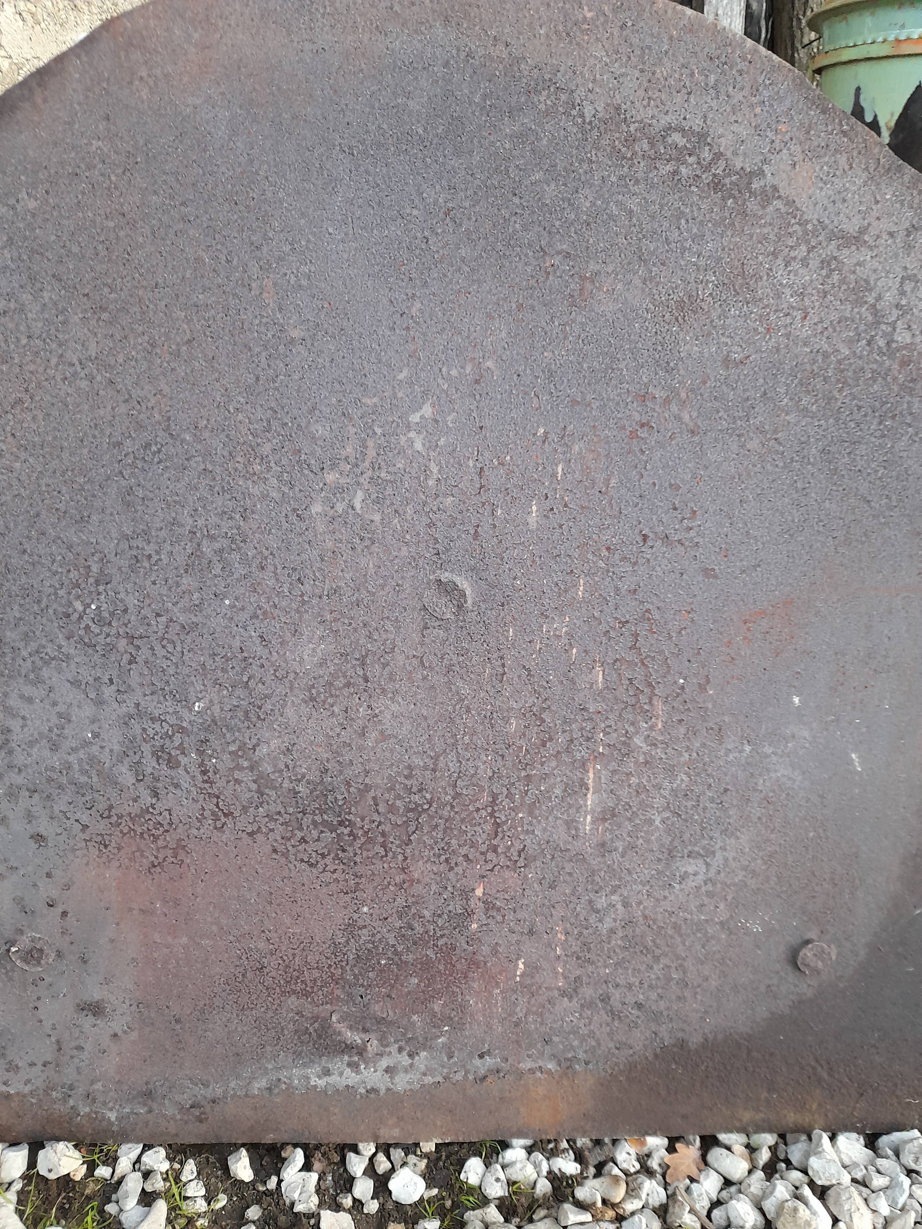 Plaque of chimney in fonte decorations with lions