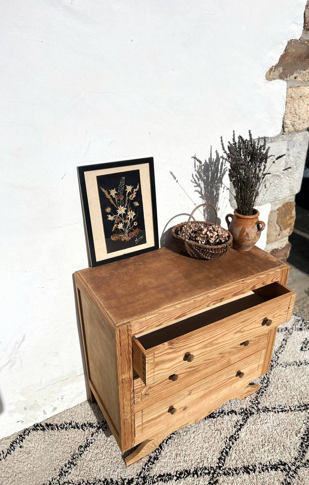 Art Deco chest of drawers