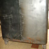 Cloakroom steel rounded corners