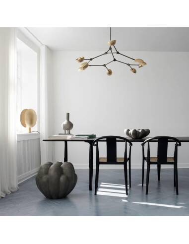 Gold-colored aluminum table lamp, contemporary work.