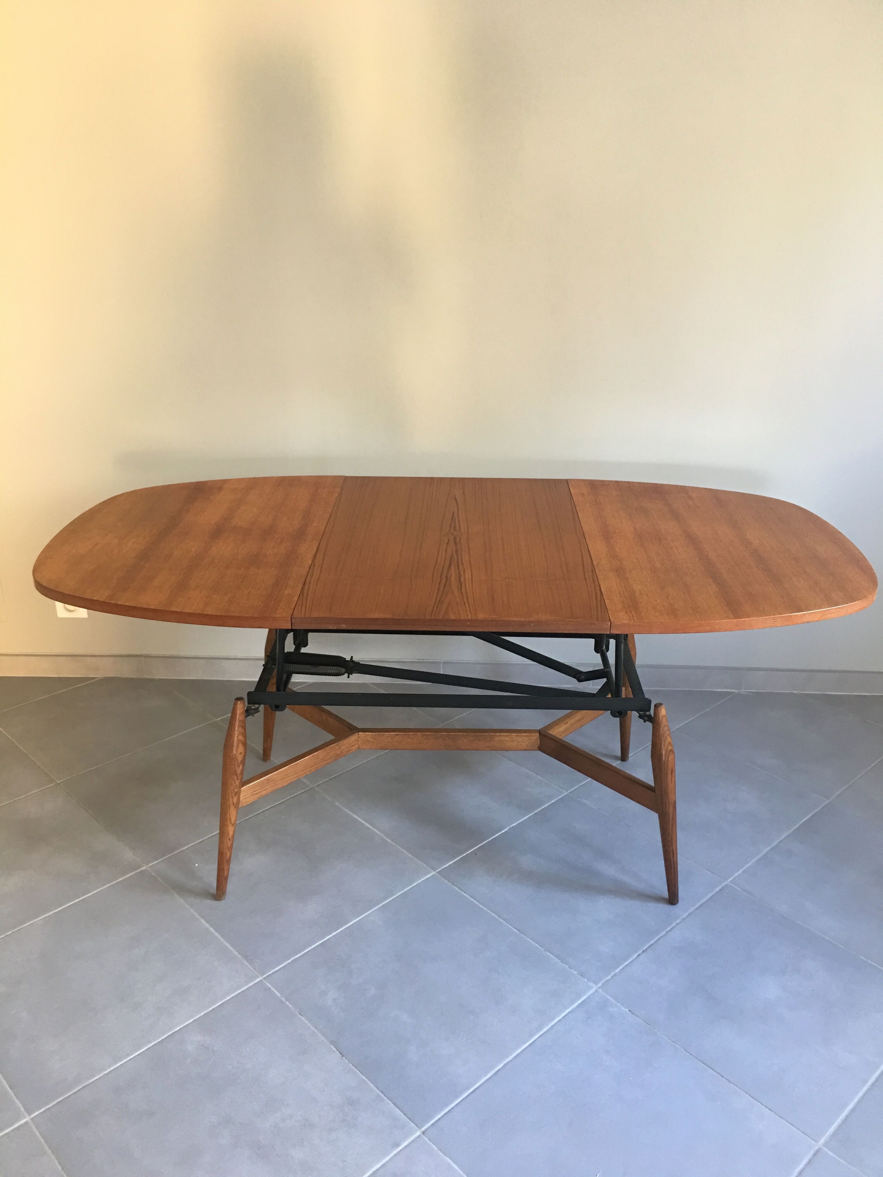 Lift coffee table Smørrebrød