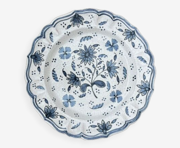 Assiette en faïence