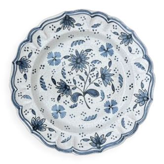 Earthenware plate