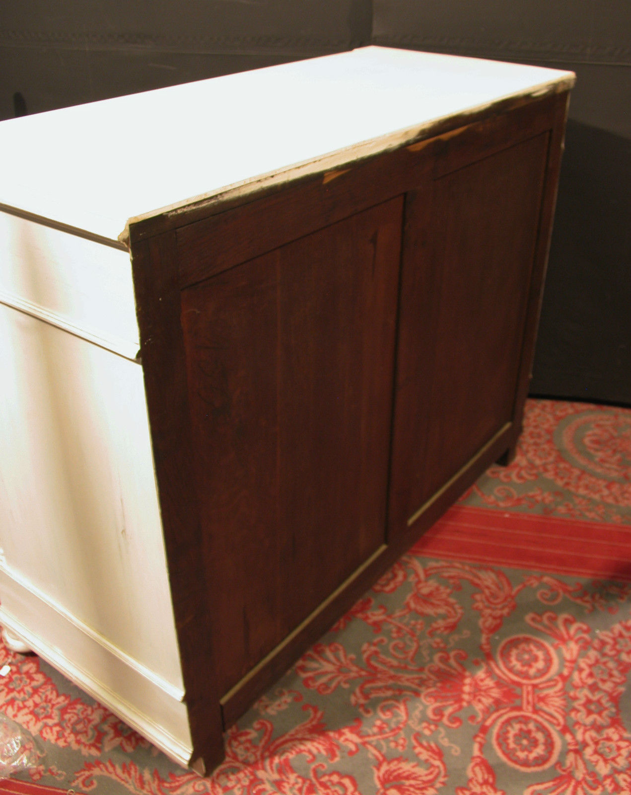 Former style Louis XVI in shabby white patinated wood 5 drawers