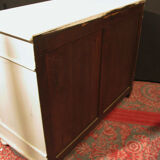 Ancienne commode style Louis XVI en bois patiné blanc shabby 5 tiroirs
