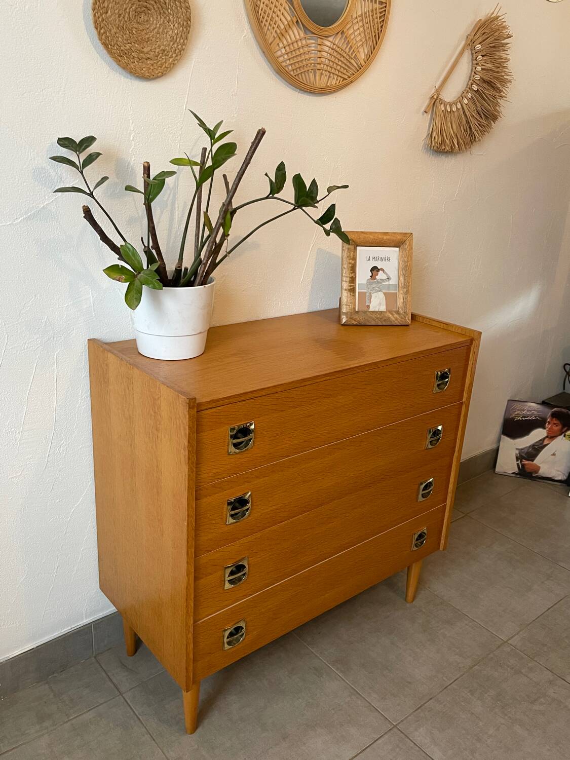 Vintage oak chest of drawers