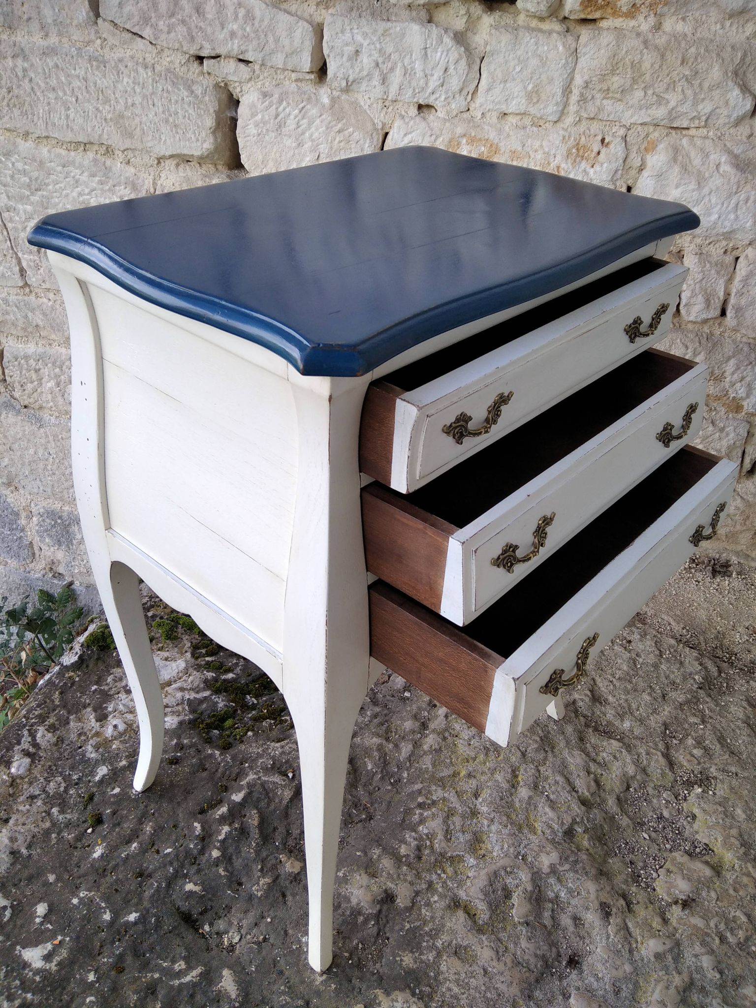 Louis XV three-drawer chest of drawers with white and blue patina