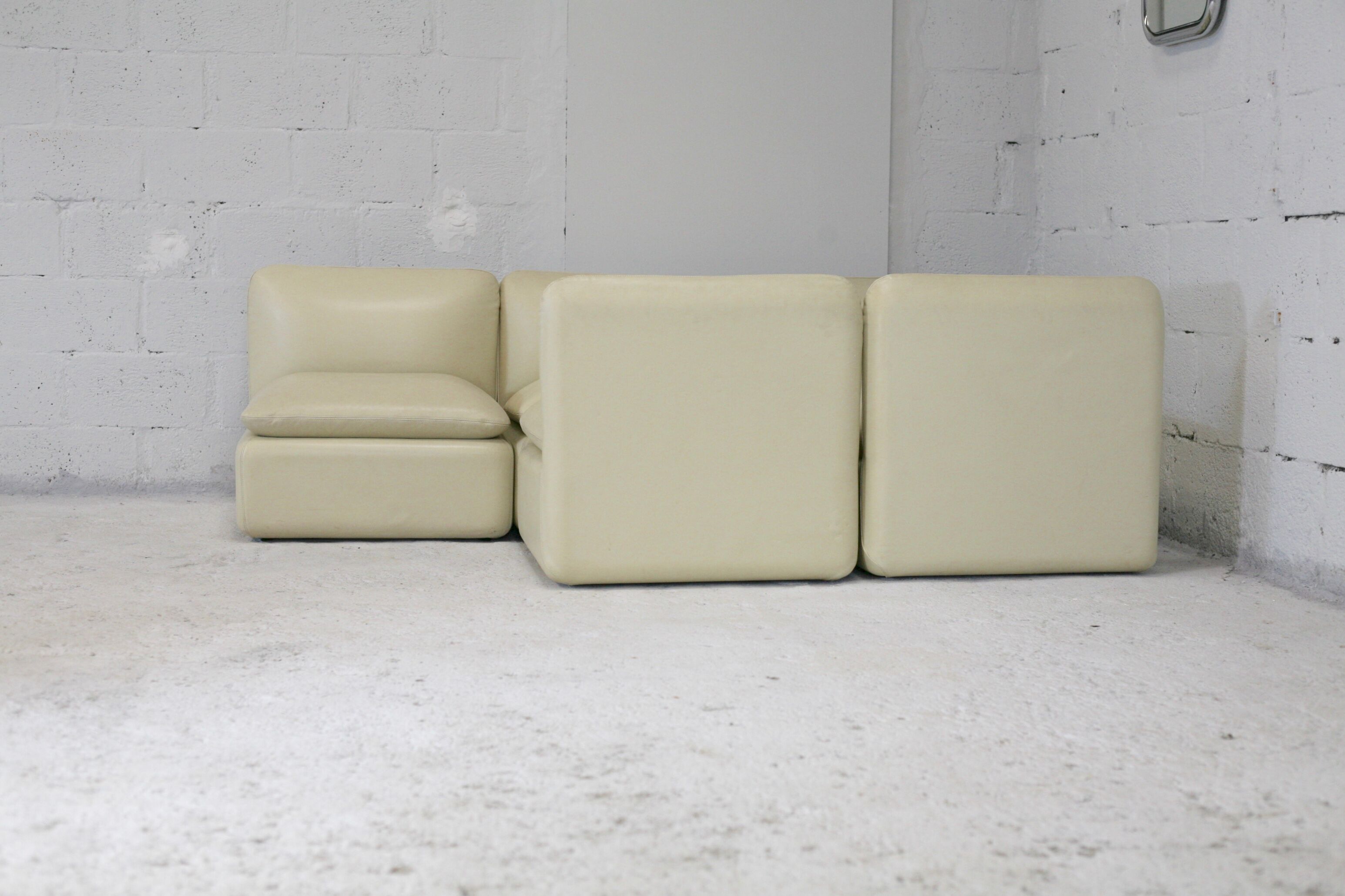 Set of 5 leather armchairs, France 80