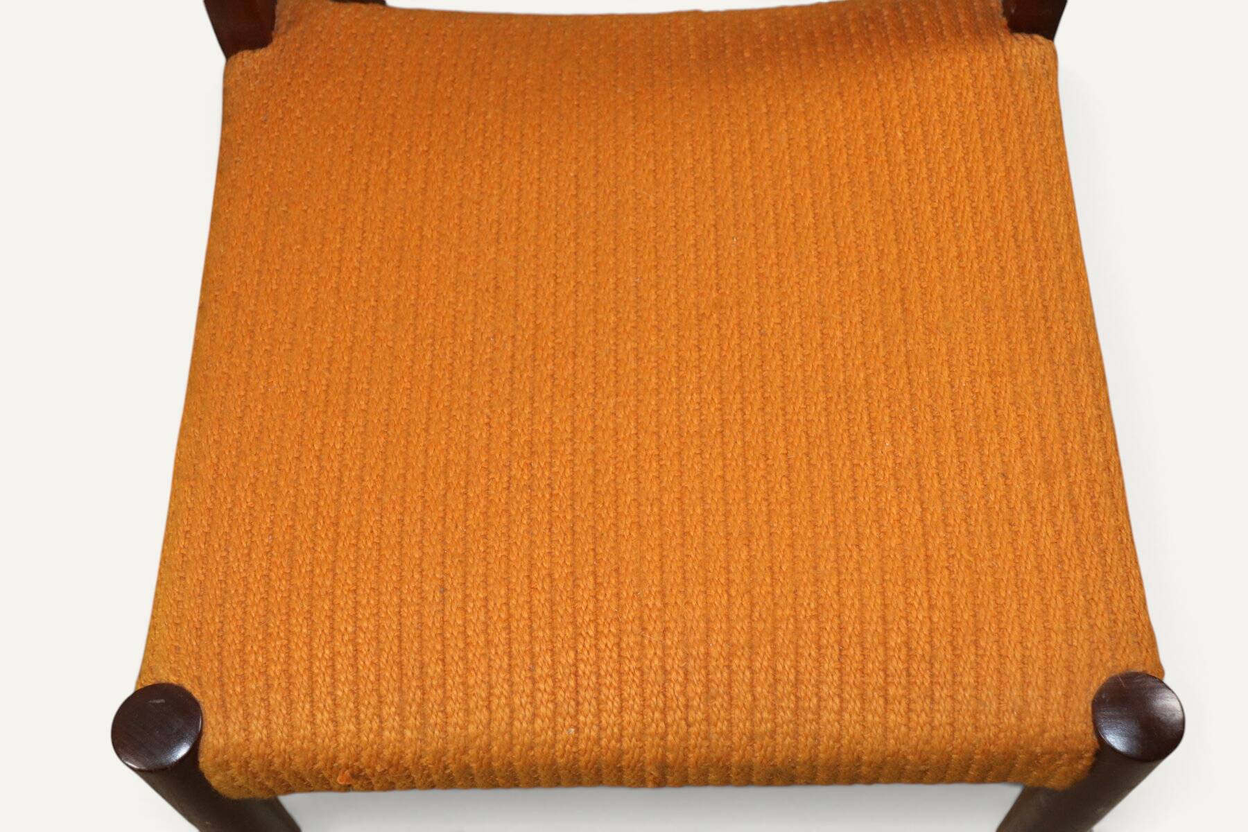 Set of 4 vintage teak and orange wool chairs – 1960s