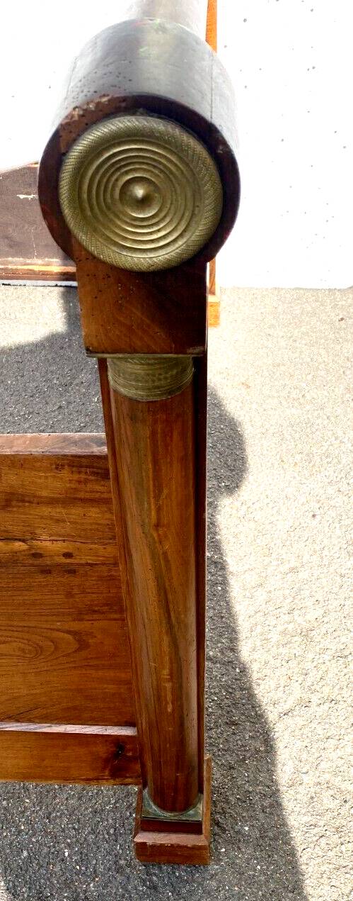 Empire period sleigh bed in solid walnut 19th century