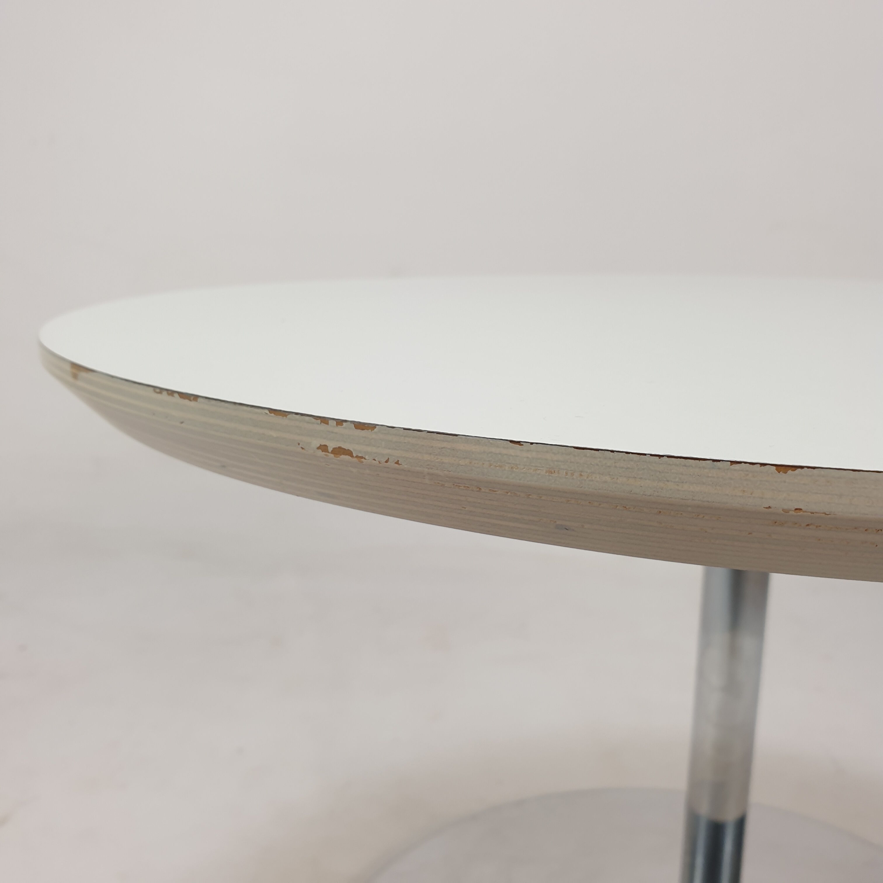 "Circle" Coffee Table by Pierre Paulin for Artifort