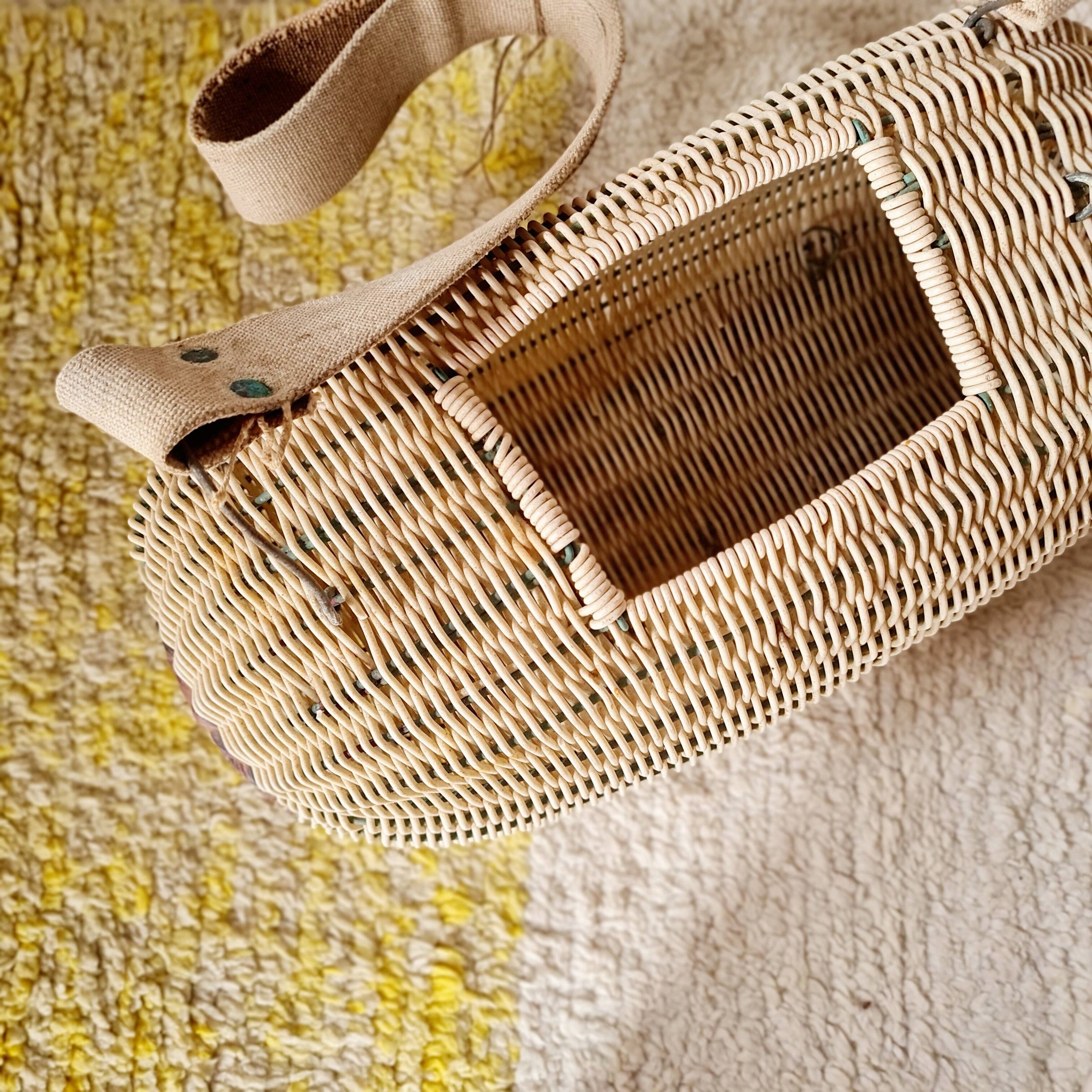 Panier ancien, besace en osier tressé - art populaire