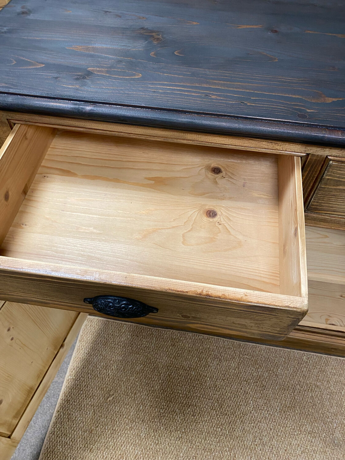 Bahut, meuble en bois