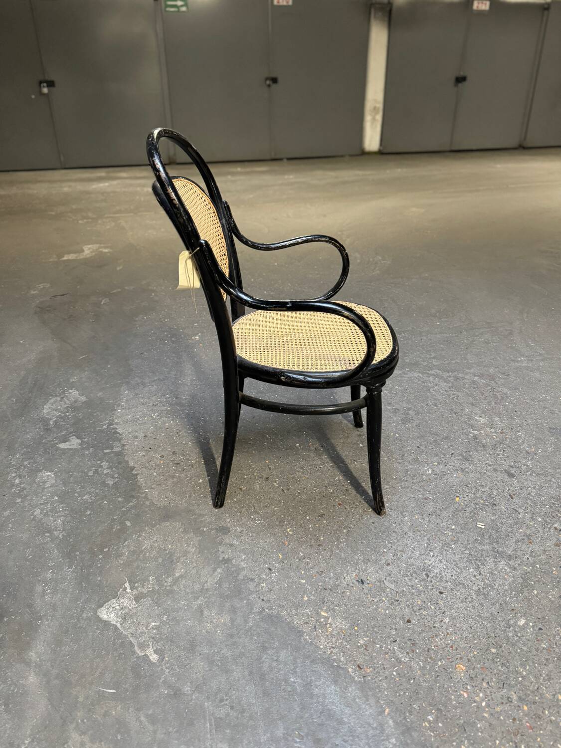 Thonet armchair n°12 1/2 Authentic