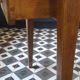 Brionnaise solid oak farm table