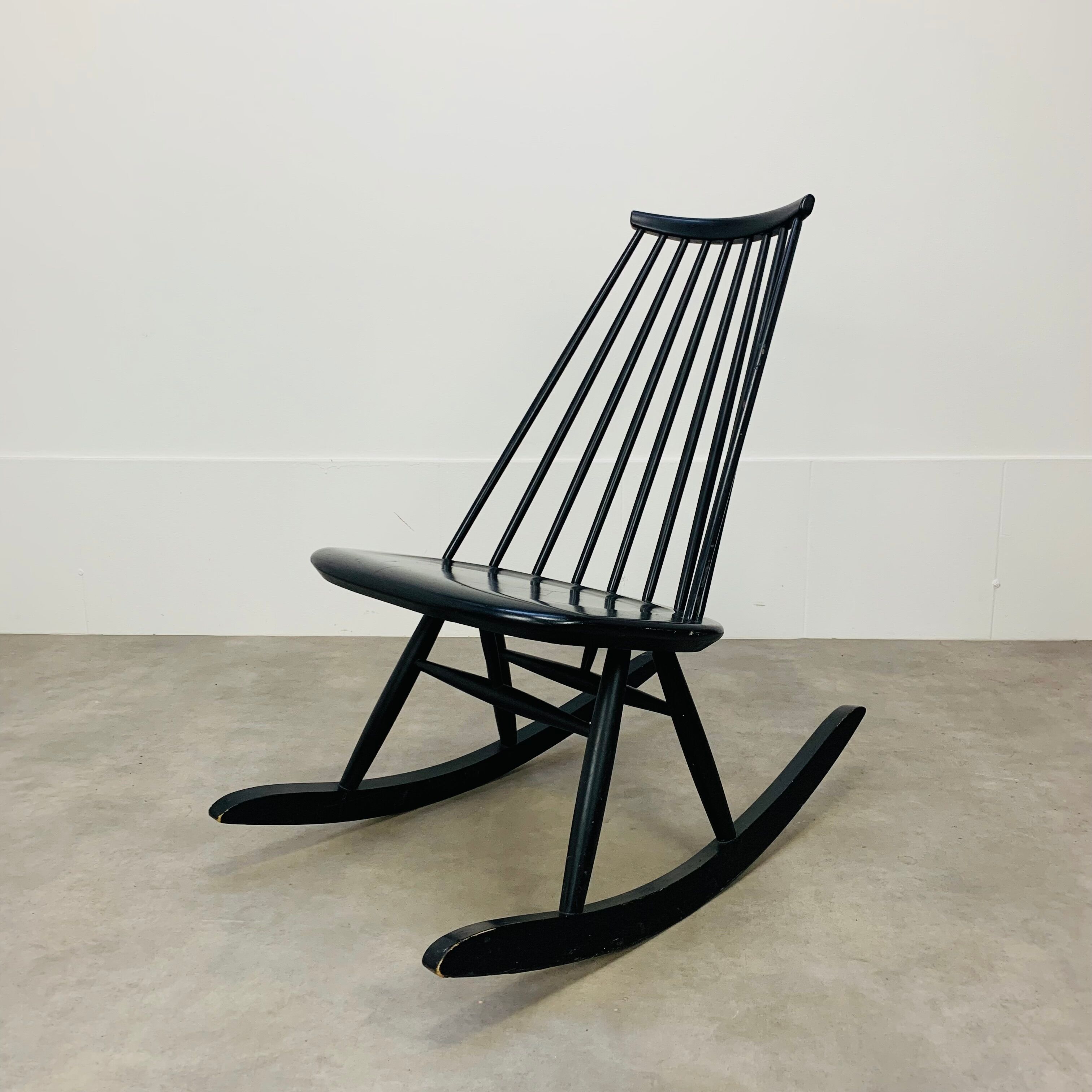 Rocking Chair Mademoiselle by Ilmari Tapiovaara 60s
