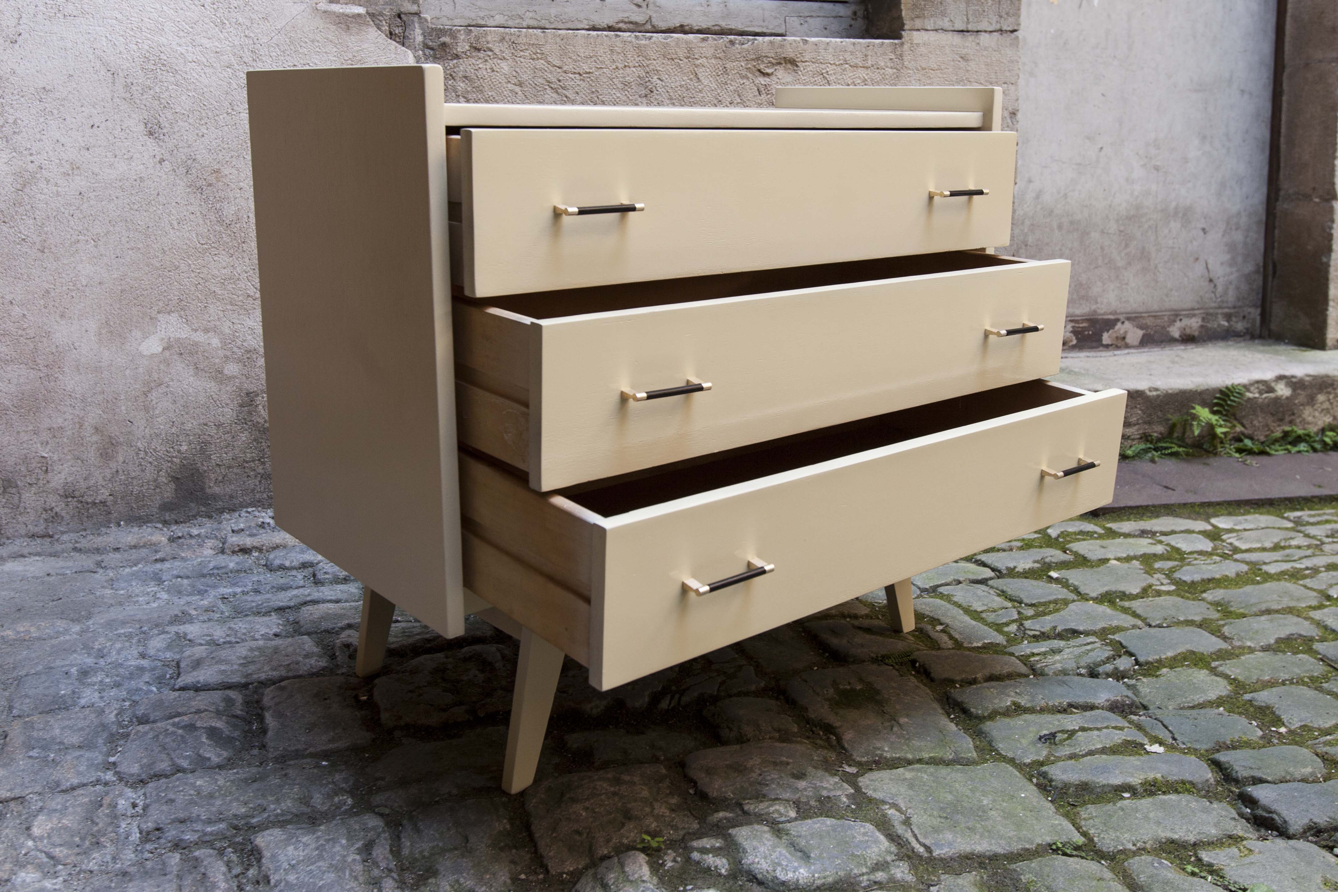 Chest of drawers 50s relooked ivory
