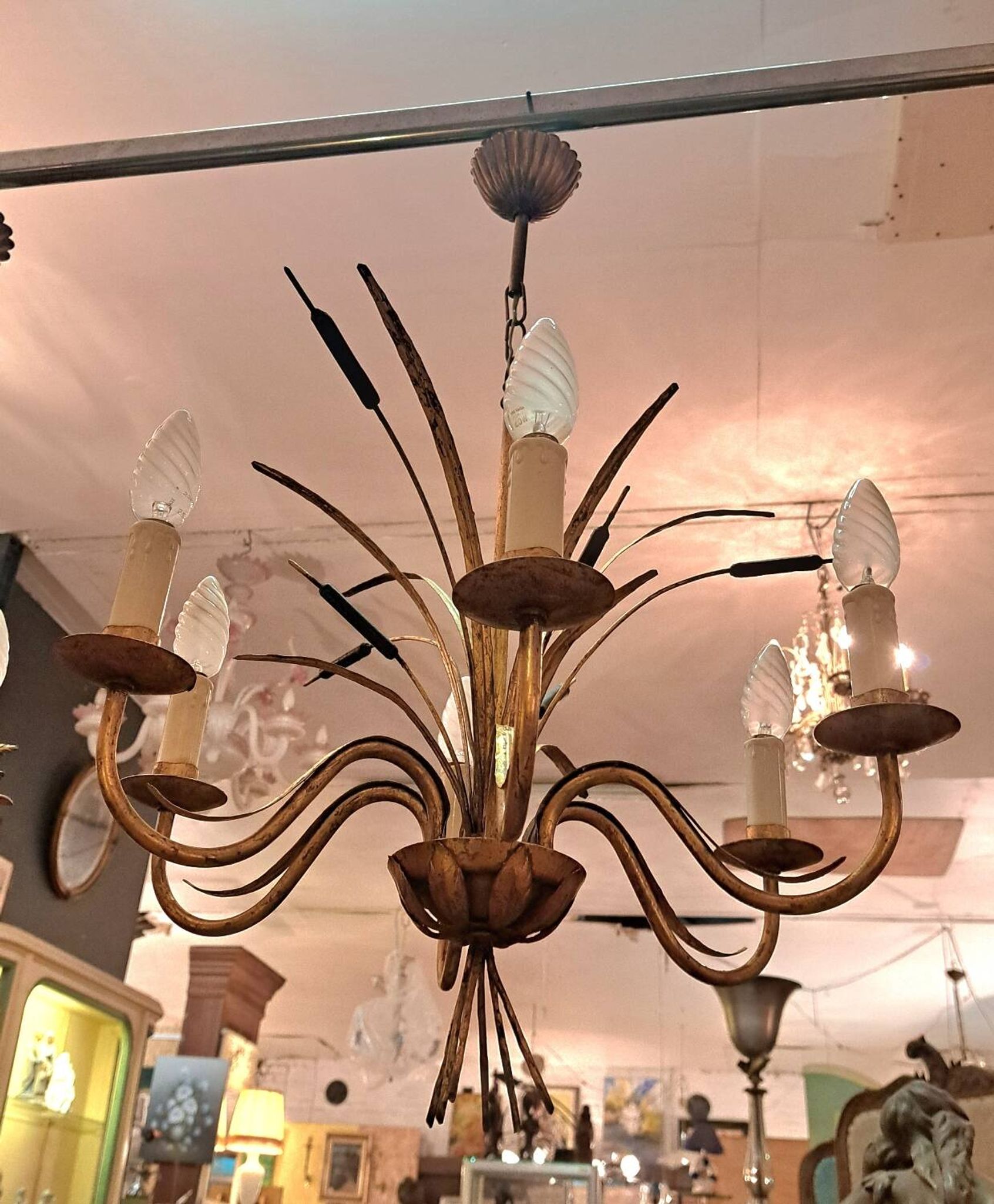 Lustre roseaux en métal doré