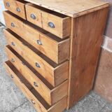 Commode ou meuble à tiroirs