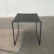Table d'appoint postmoderne en métal perforé Ikea, années 1980