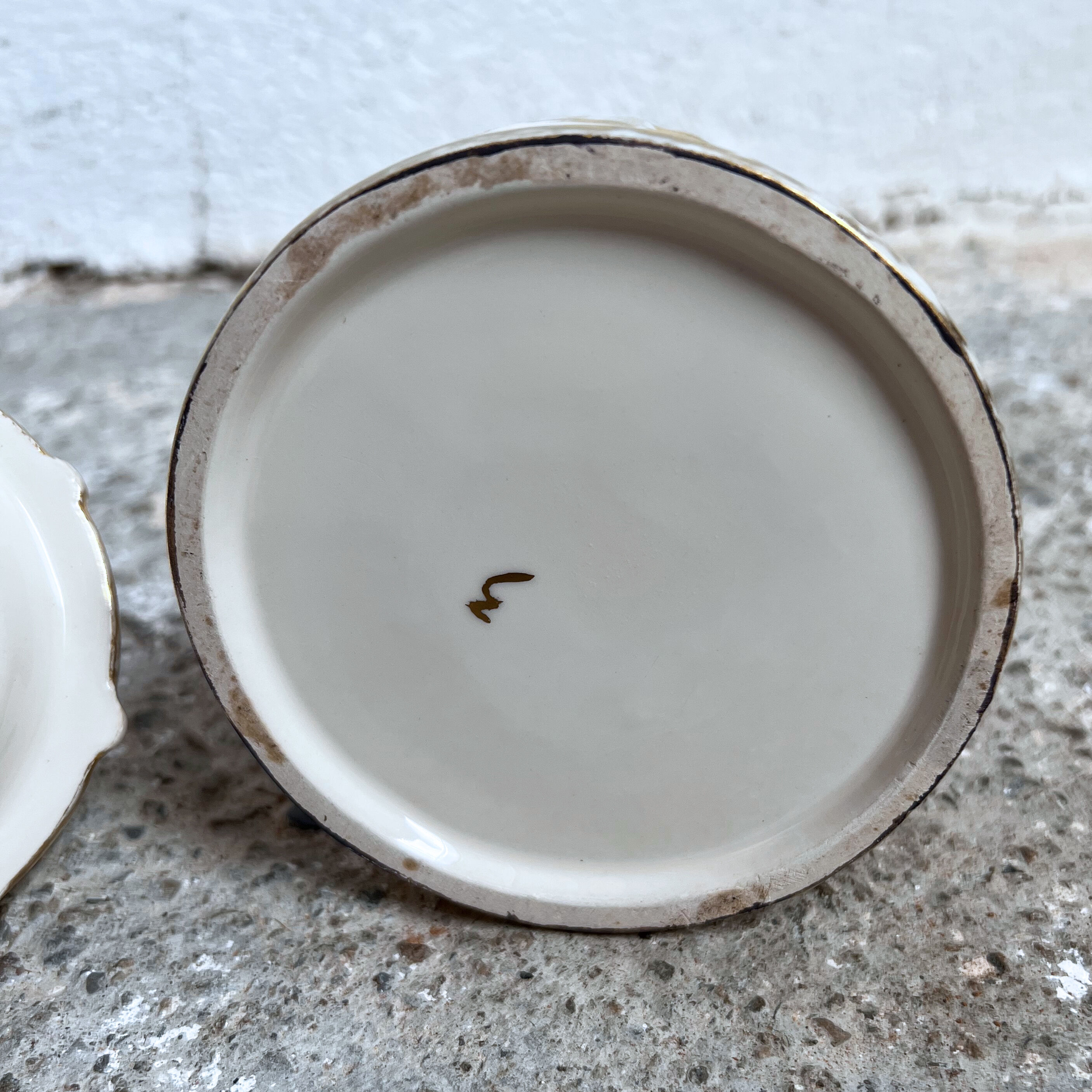 Candy cage ceramic bird