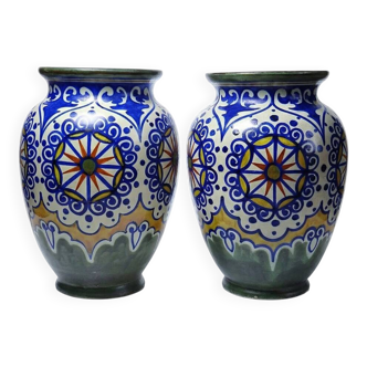 A pair of large decorative vases by Carla Holland, Gouda decoration, circa 1930-40.