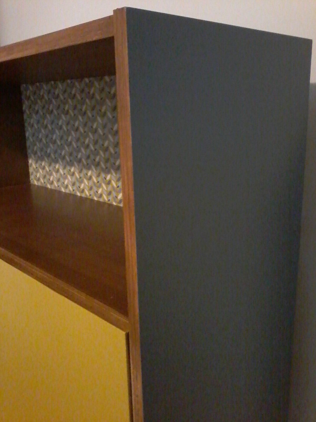 Revamped vintage Secretary