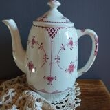 White teapot with rose pattern, Erica model by Franciscan, England