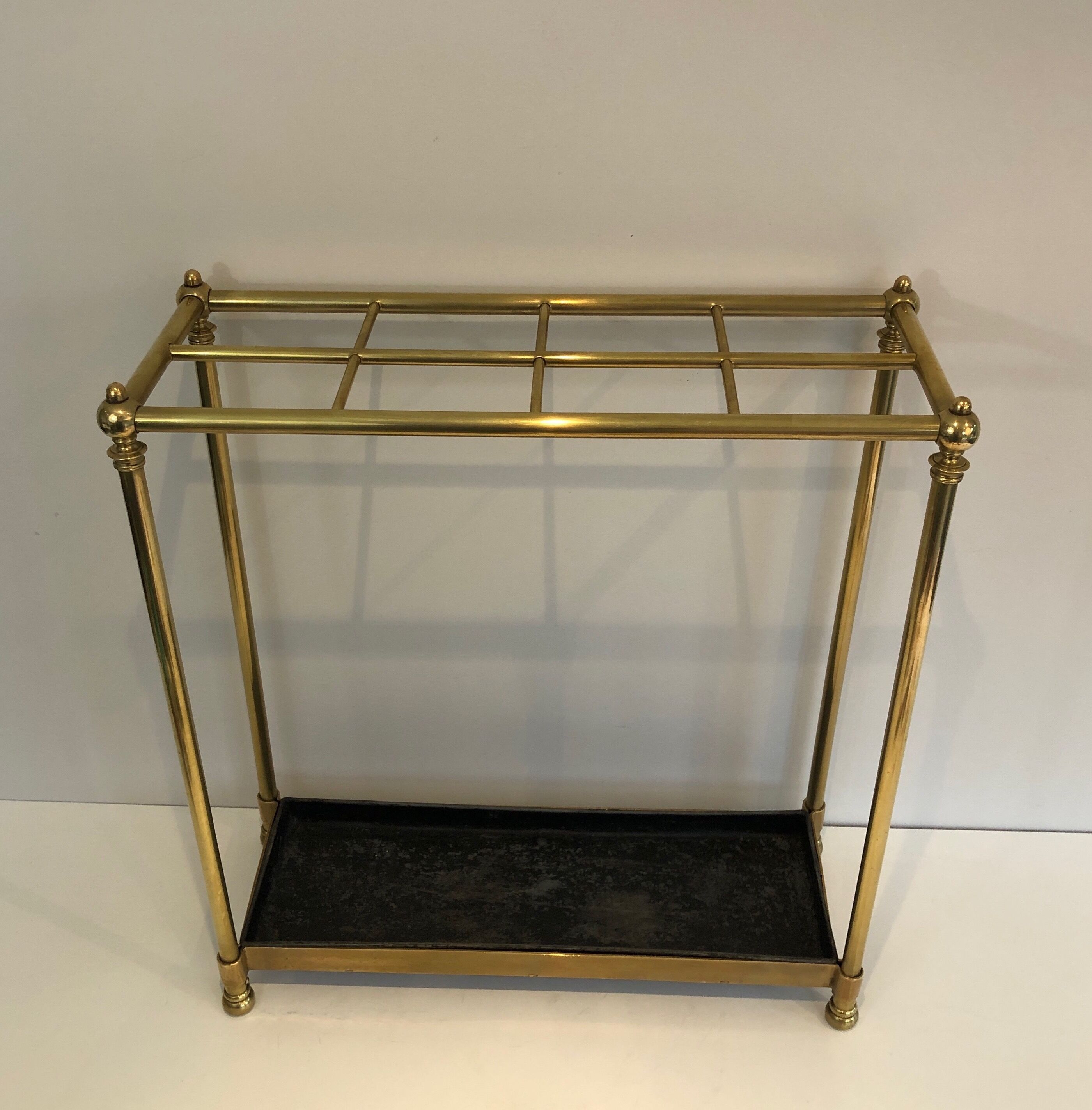 Rectangular umbrella holder in brass and cast iron. french work. around 1900